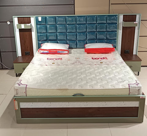 DREWNO KING SIZE  BEDROOMSET
