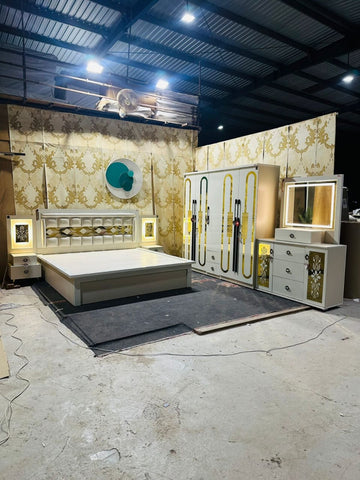 DREWNO KING SIZE  BEDROOMSET